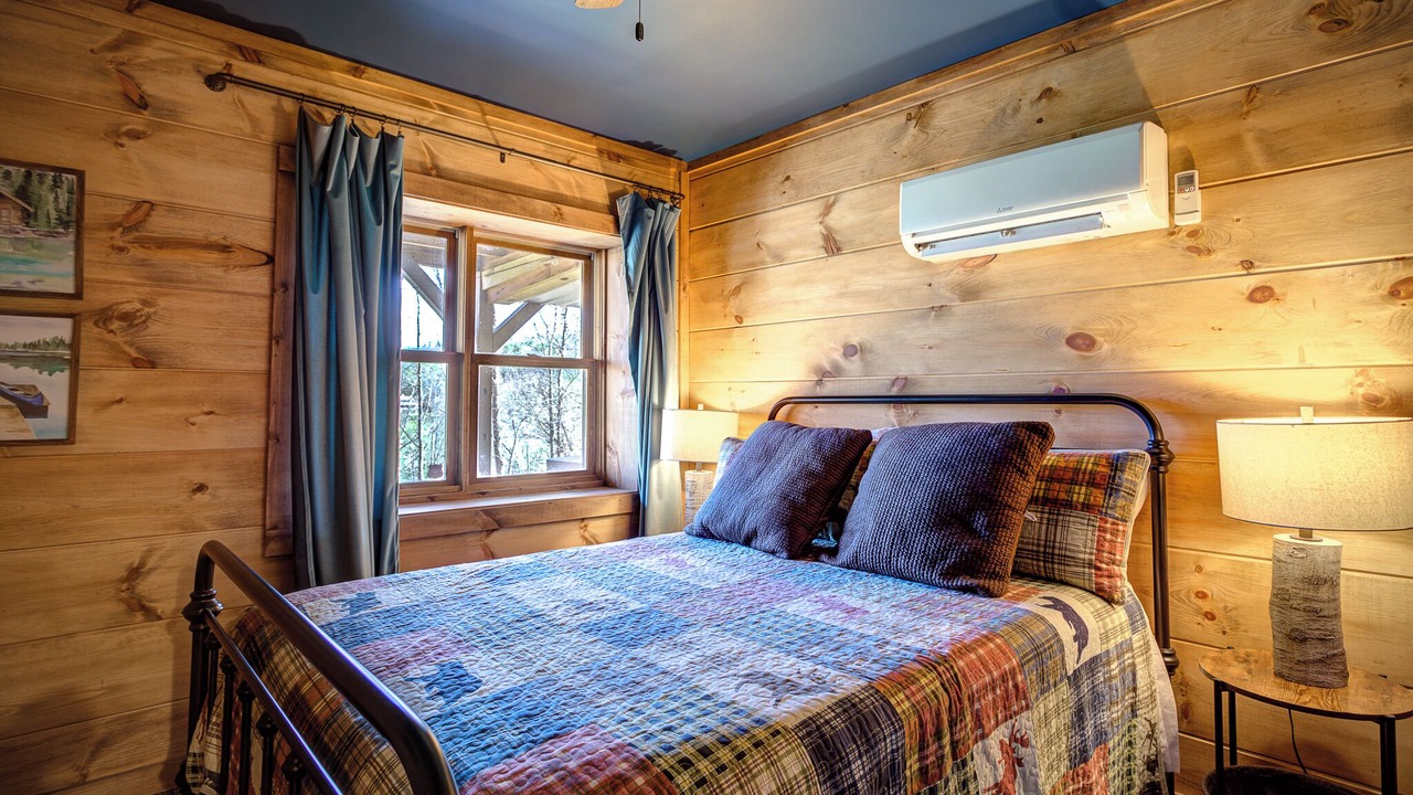 Photo of Bedroom in Boone