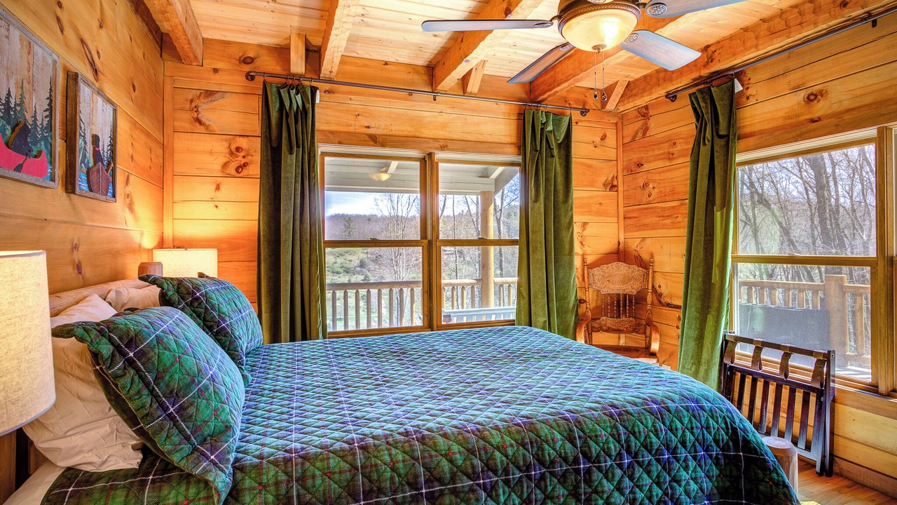 Photo of Bedroom in Boone