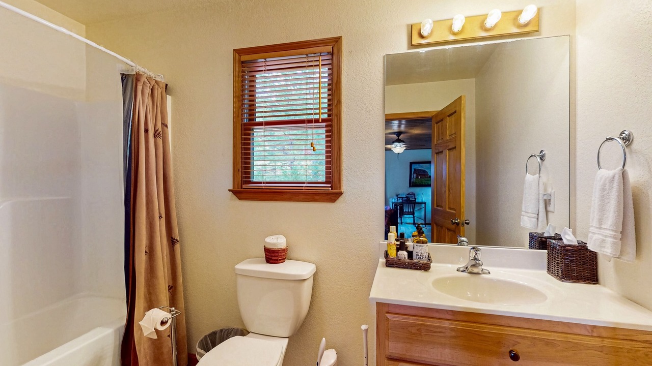 Photo of Bathroom in Murphy