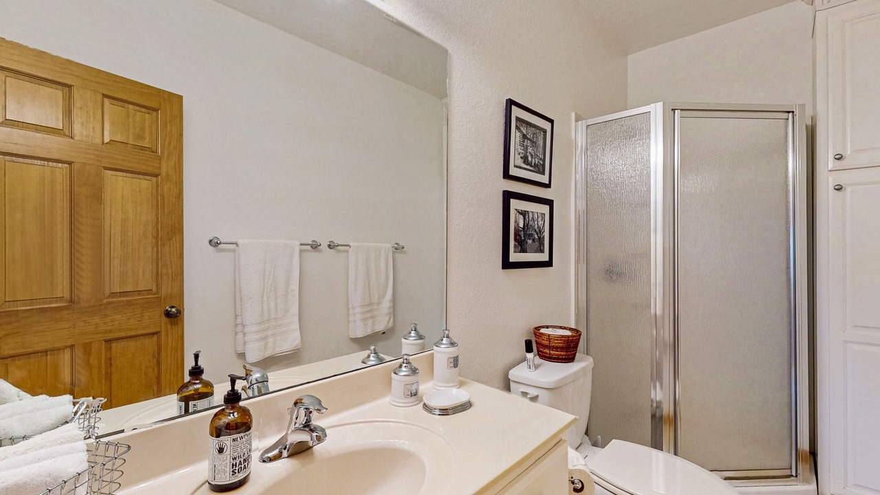 Photo of Bathroom in Murphy