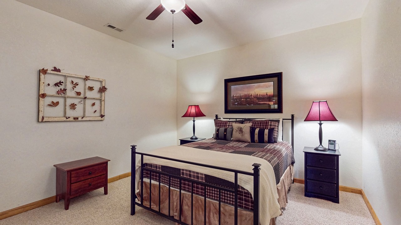 Photo of Bedroom in Murphy