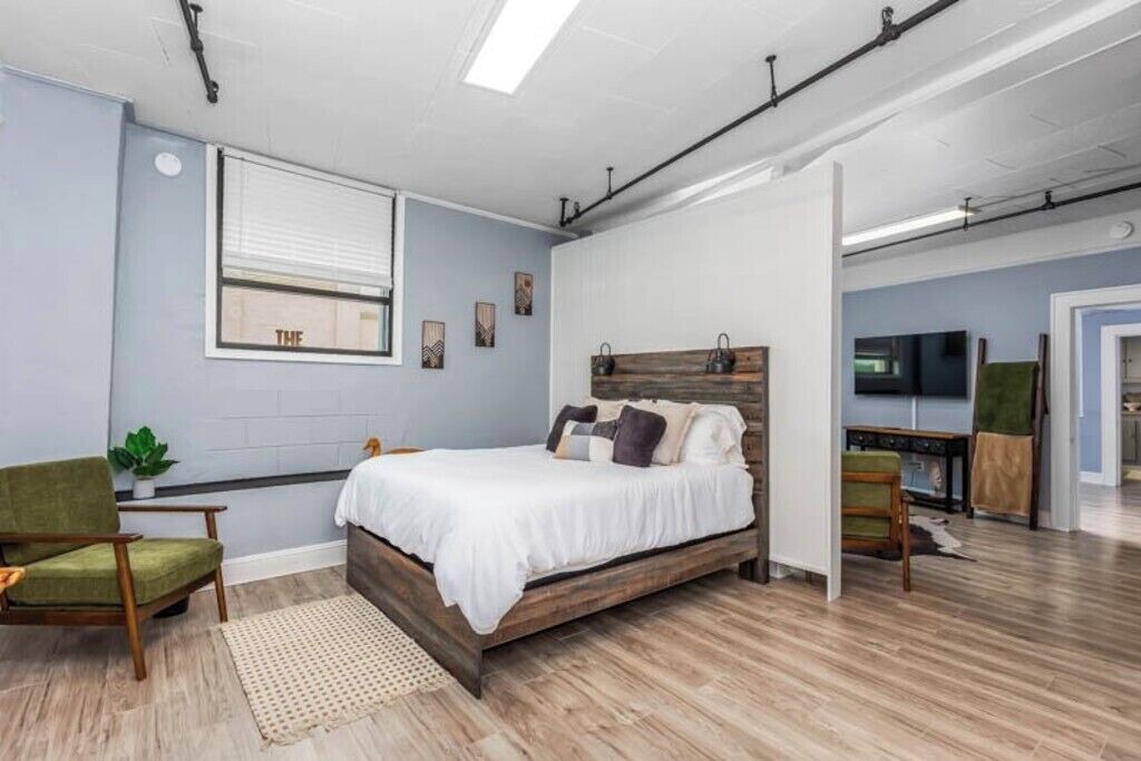 Photo of Bedroom in Jonesville