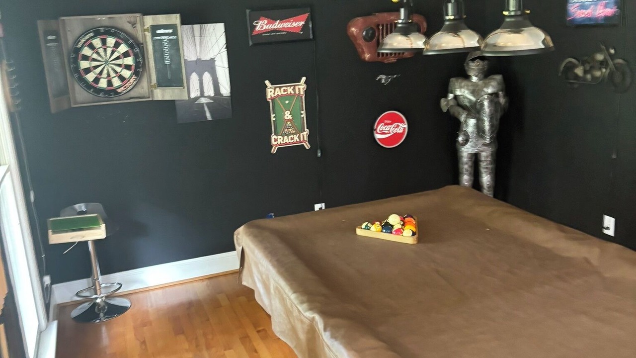 Photo of Bedroom in Garner