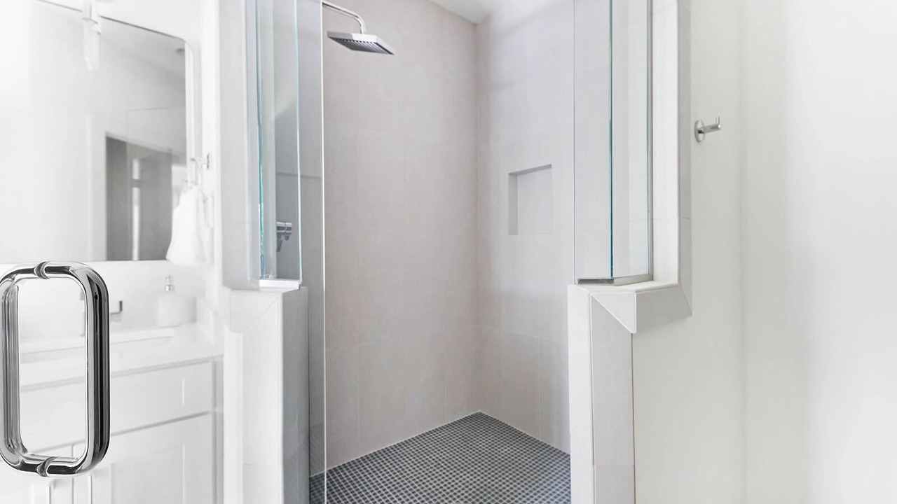 Photo of Bathroom in Eighth Avenue