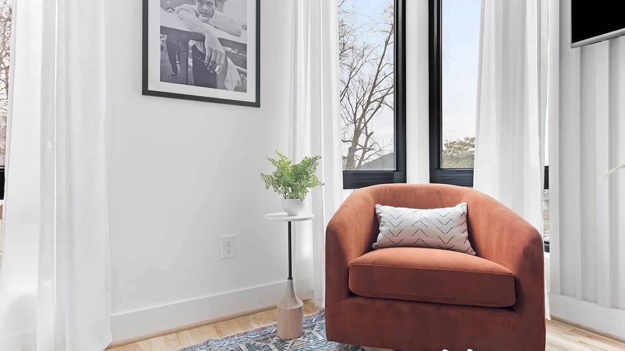 Photo of Bedroom in Eighth Avenue