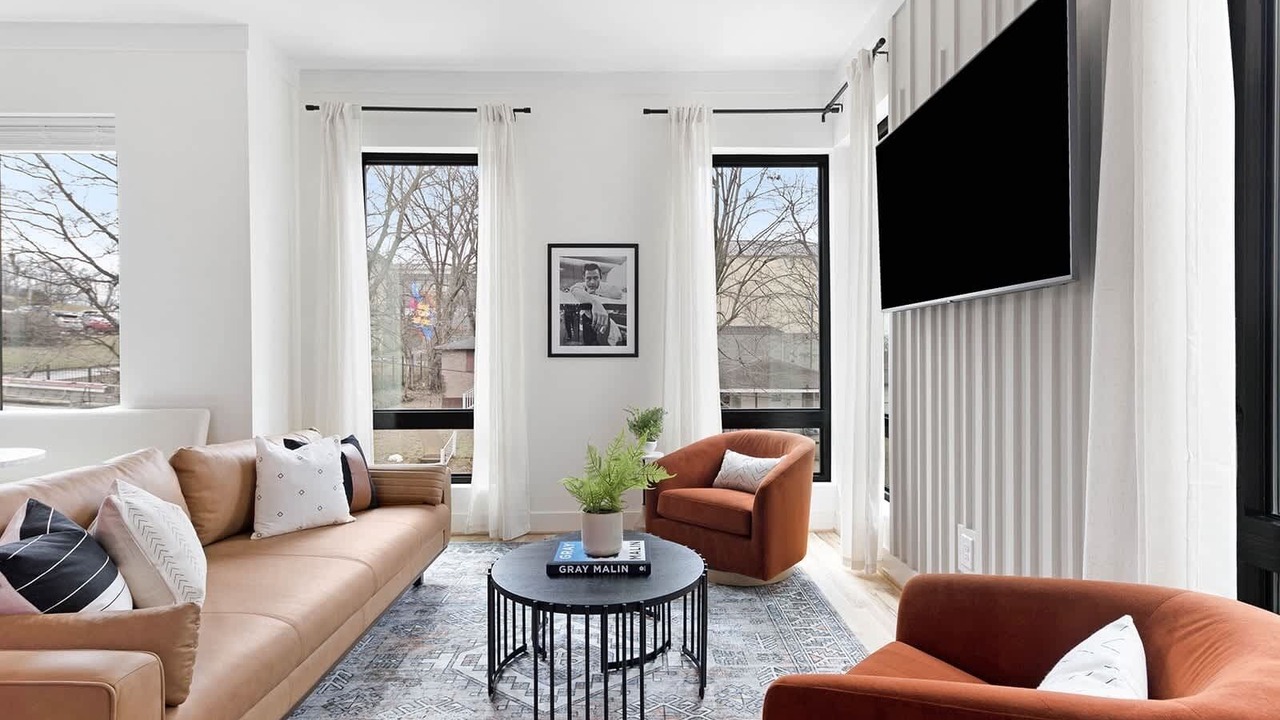Photo of Bedroom in Eighth Avenue