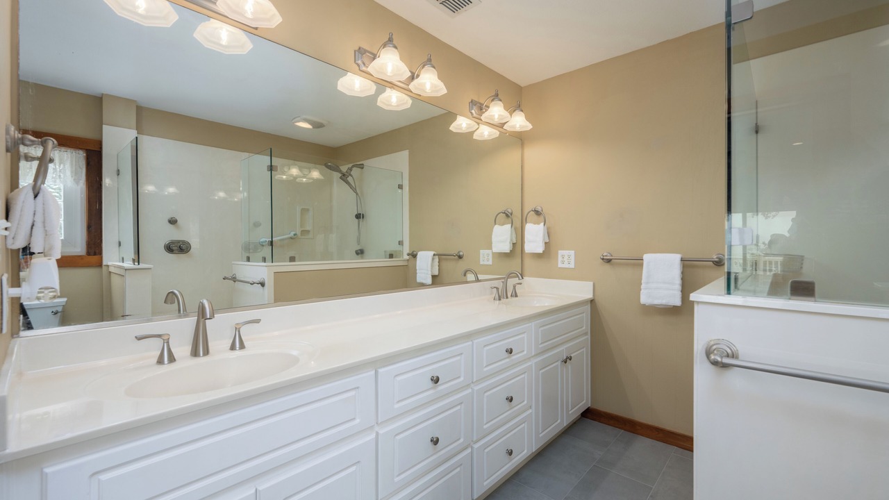 Photo of Bathroom in Saint Helena Island