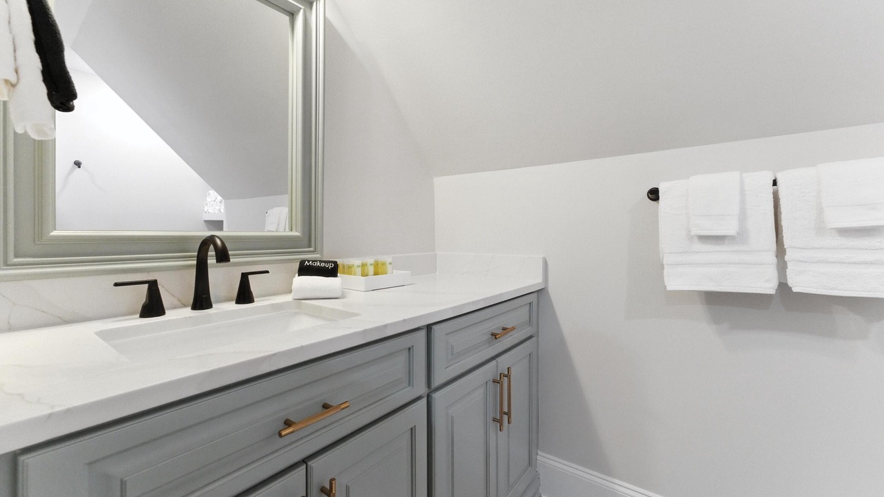 Photo of Bathroom in Lake Norman of Catawba