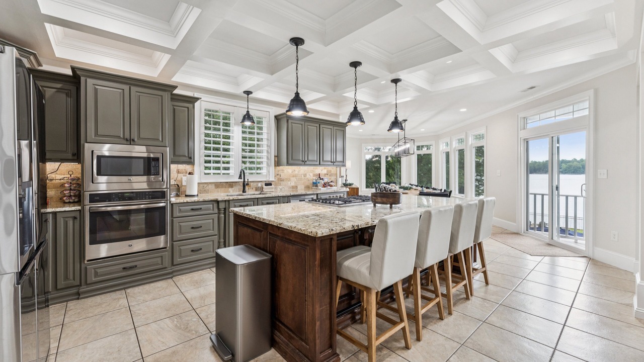 Photo of Kitchen in Lake Norman of Catawba