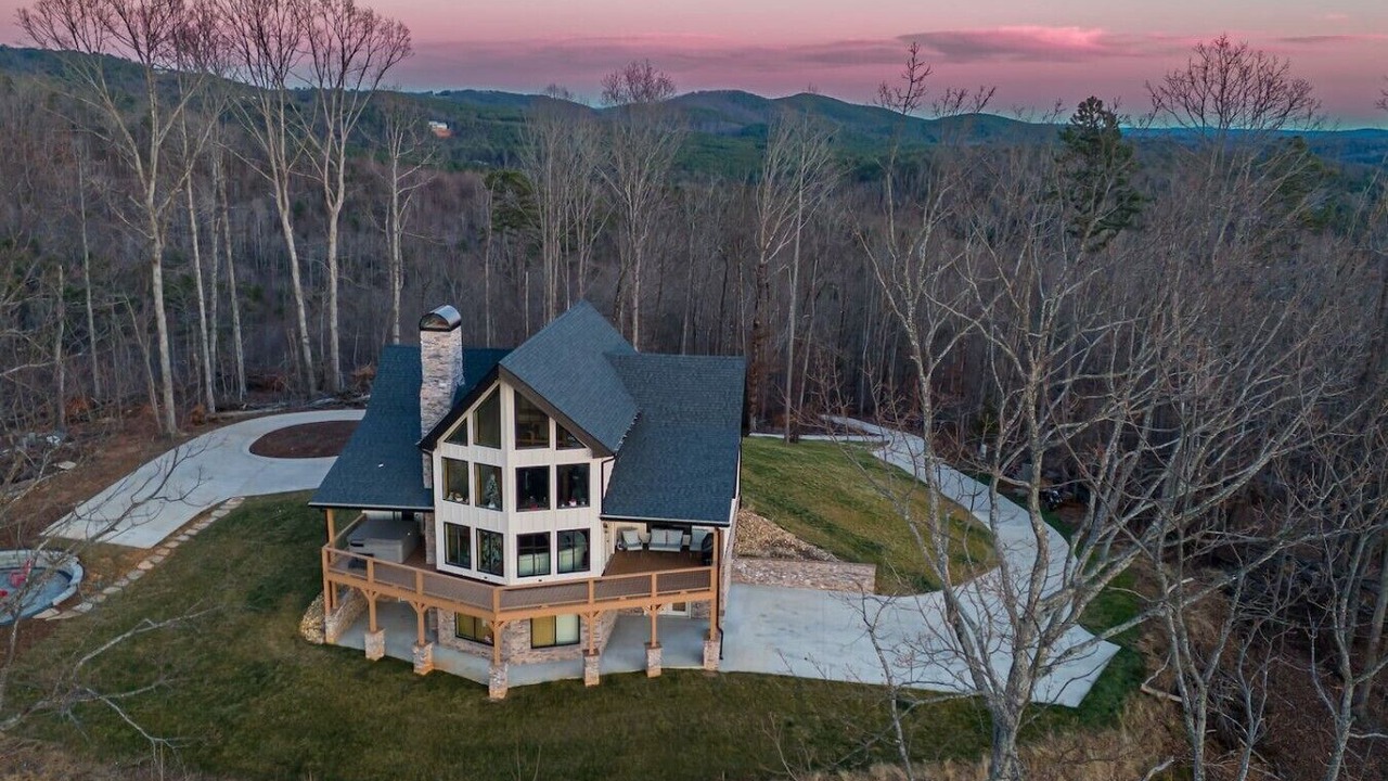 Photo of Outdoor in Morganton