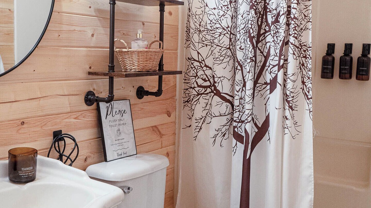 Photo of Bathroom in Spruce Pine
