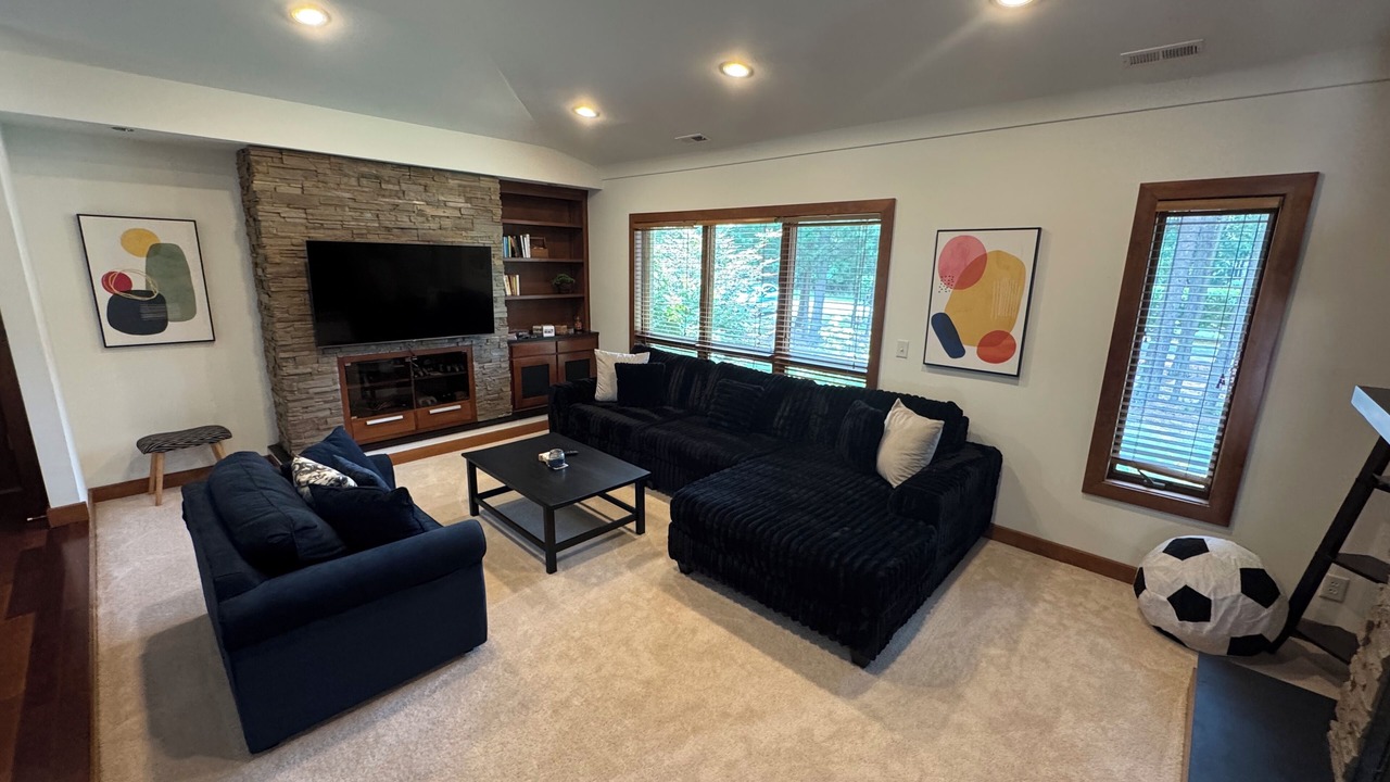 Photo of Bedroom in Huntersville