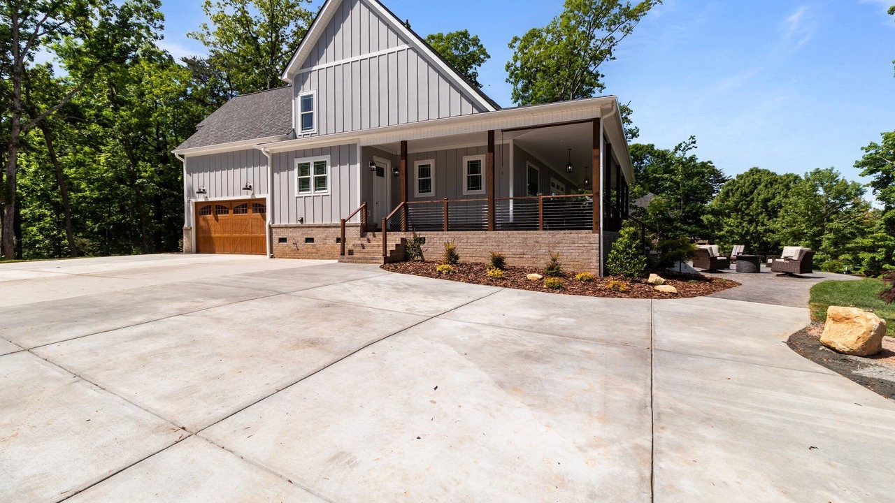 Photo of Outdoor in Southmont
