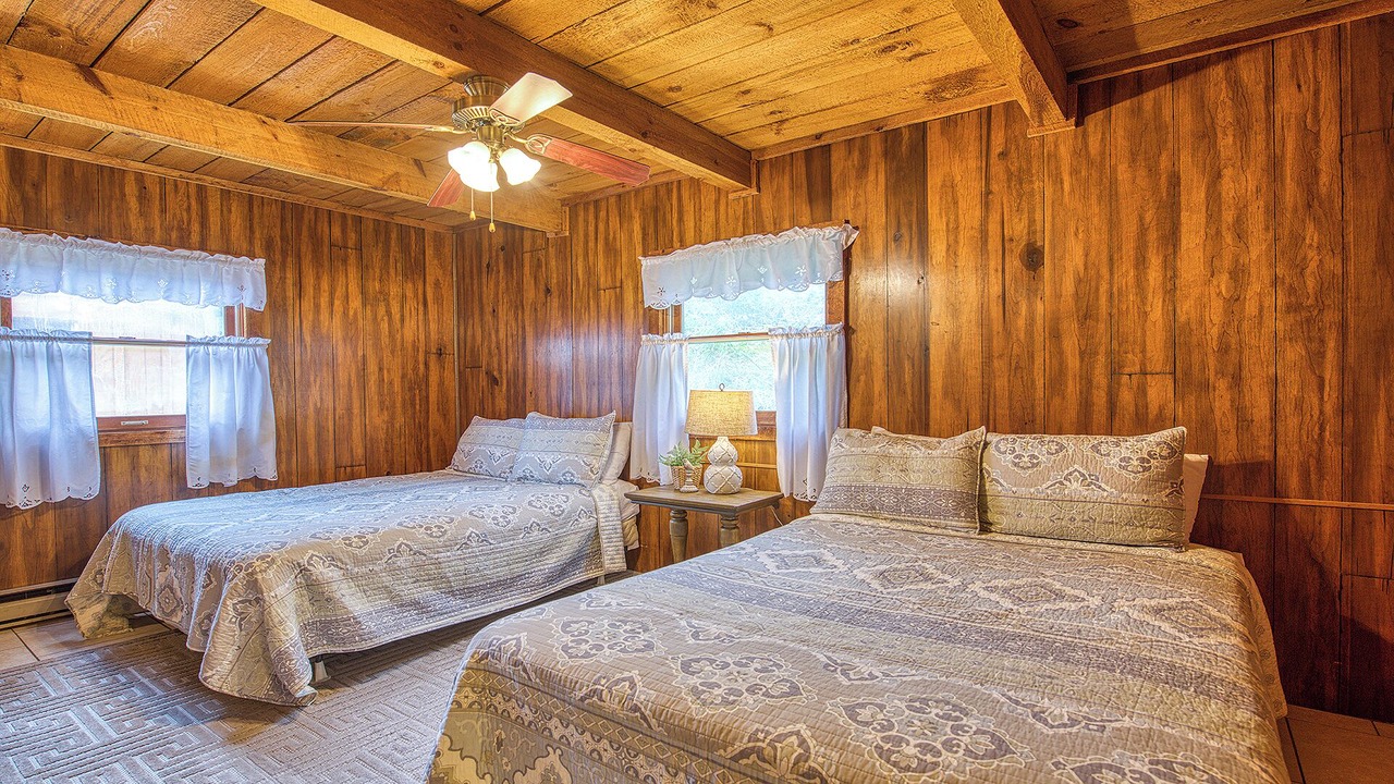 Photo of Bedroom in Maggie Valley