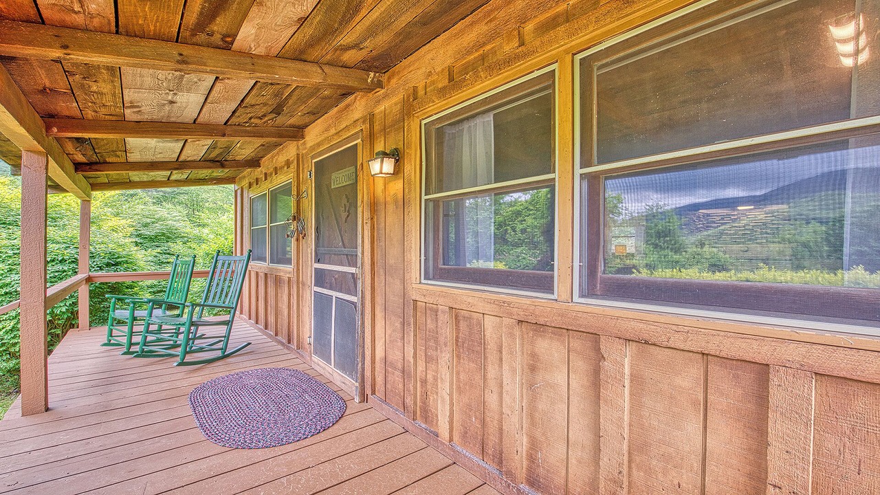 Photo of Patio Balcony in Maggie Valley