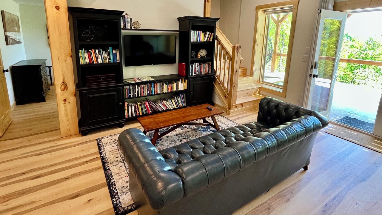 Photo of Livingroom in Black Mountain
