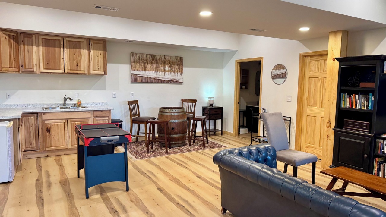Photo of Livingroom in Black Mountain