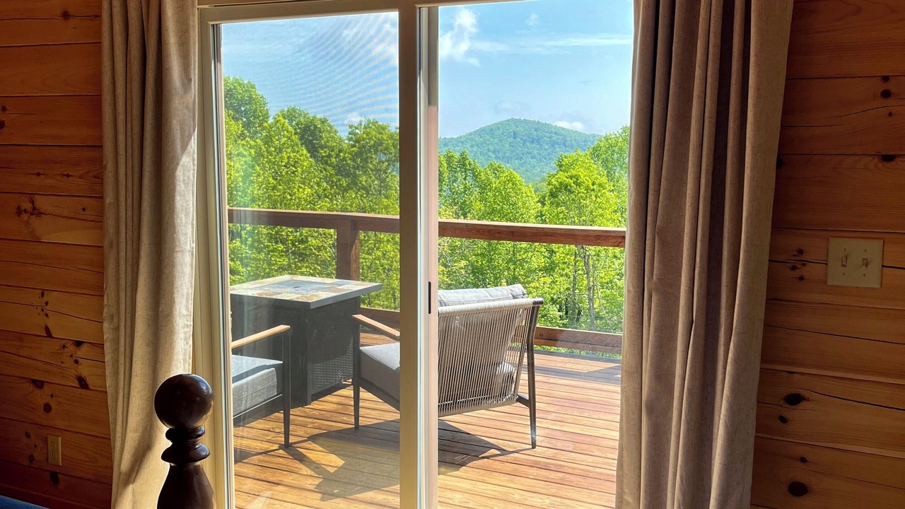 Photo of Bedroom in Black Mountain