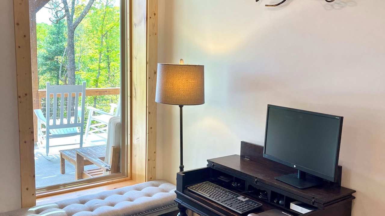 Photo of Livingroom in Black Mountain