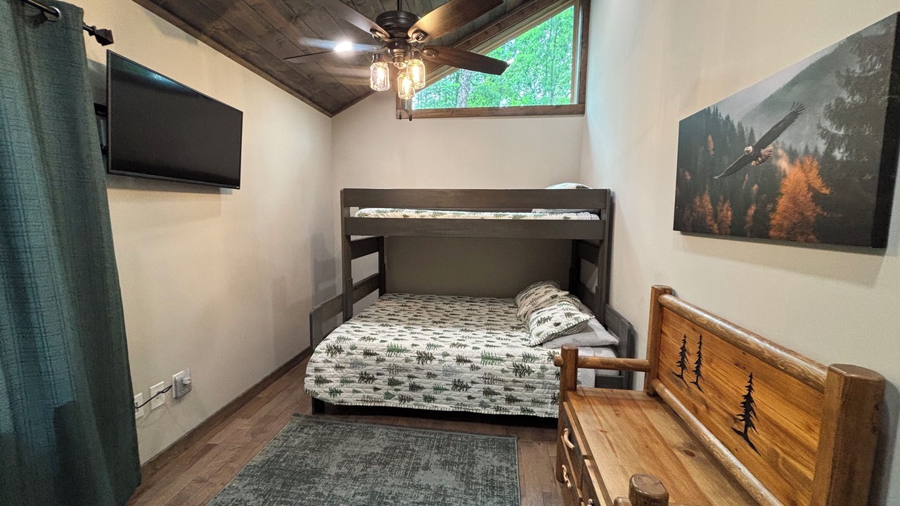 Photo of Bedroom in Murphy