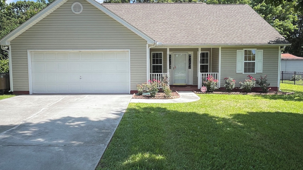 Photo of Outdoor in Indian Trail
