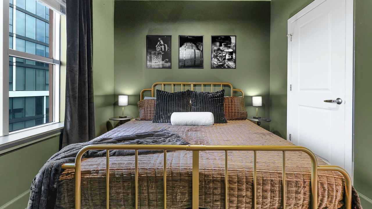 Photo of Bedroom in Eighth Avenue