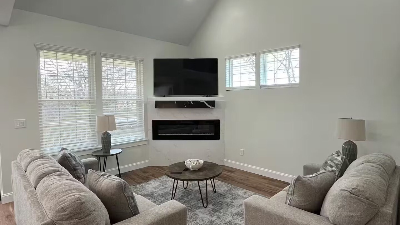 Photo of Livingroom in Haw River