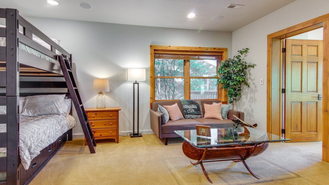 Photo of Livingroom in Mountain Air