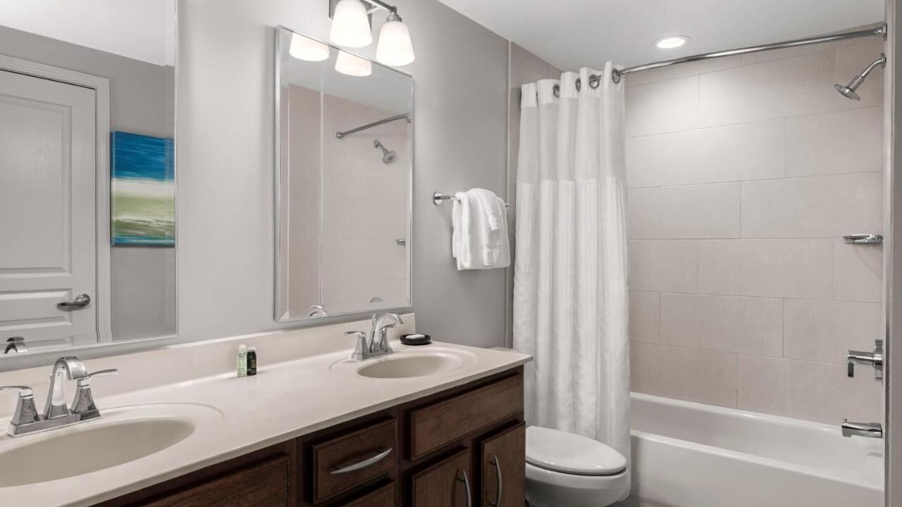 Photo of Bathroom in Ash