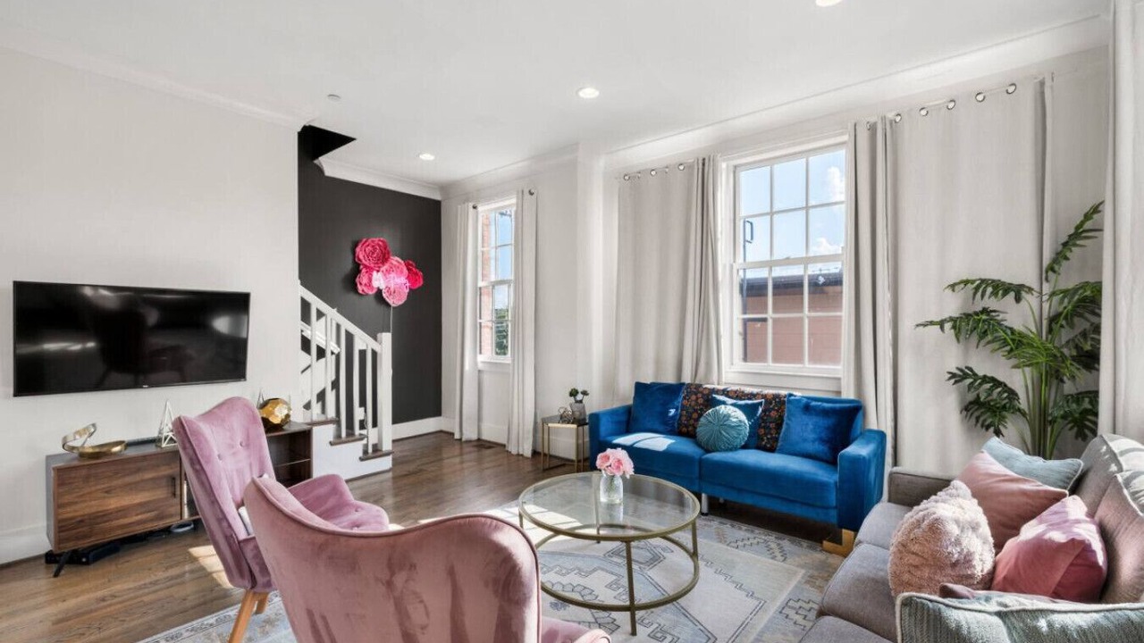 Photo of Livingroom in Rolling Mill Hill
