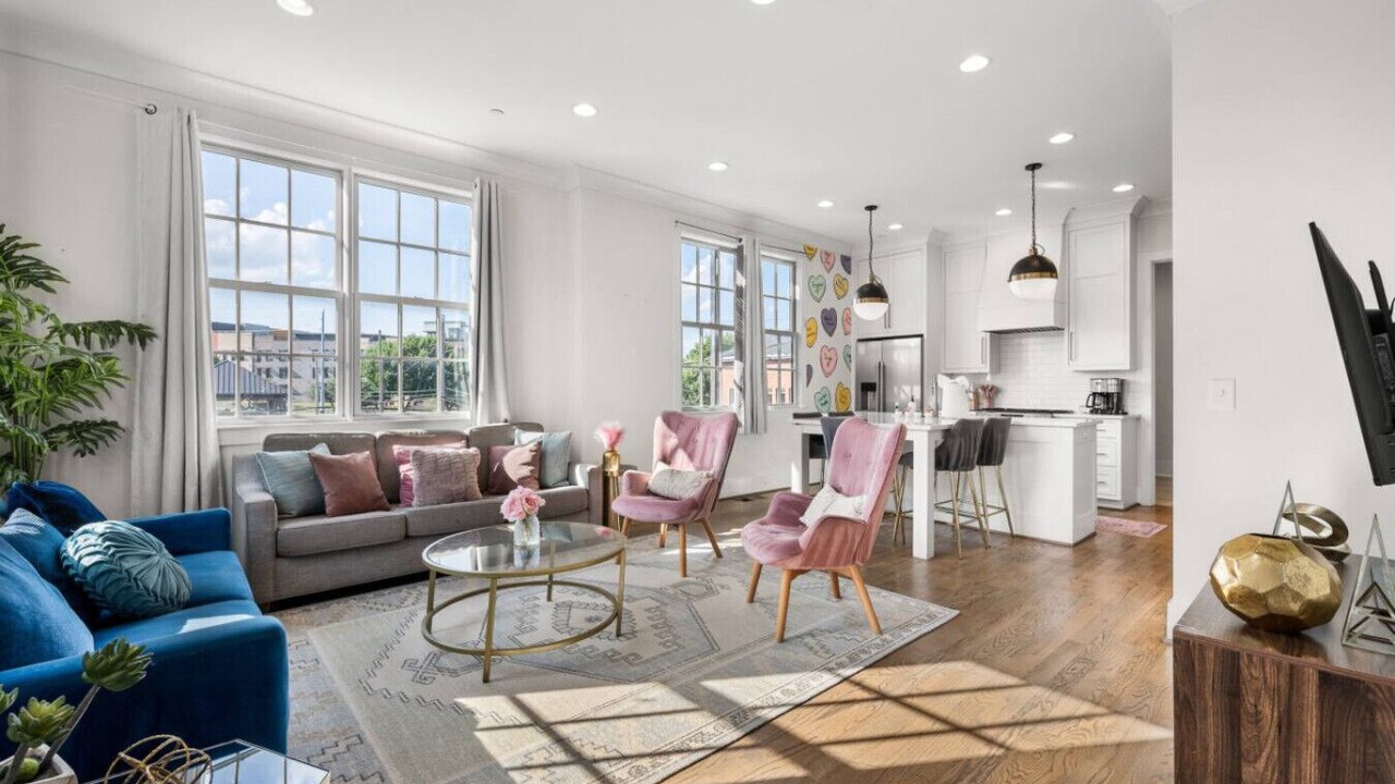 Photo of Livingroom in Rolling Mill Hill