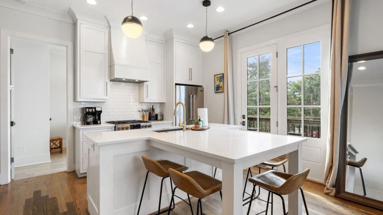 Photo of Kitchen in Rolling Mill Hill