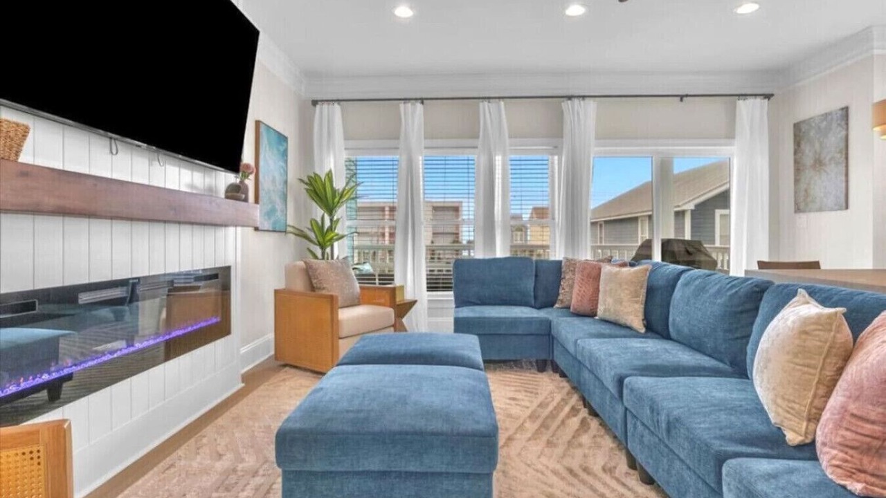 Photo of Livingroom in Wilmington Beach