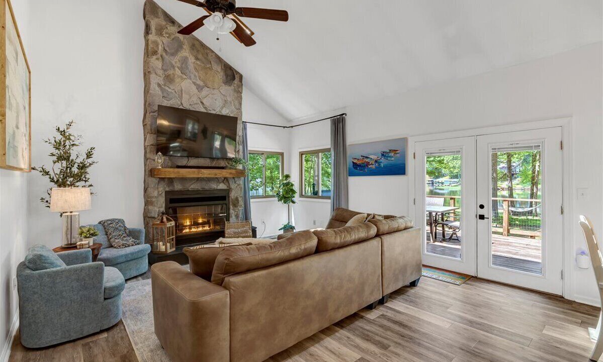 Photo of Livingroom in Henrico