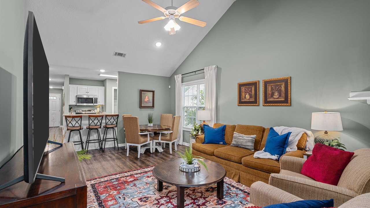 Photo of Bedroom in Grovetown