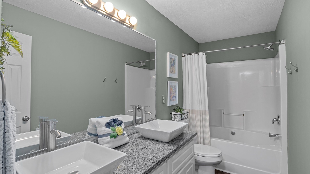 Photo of Bathroom in Grovetown