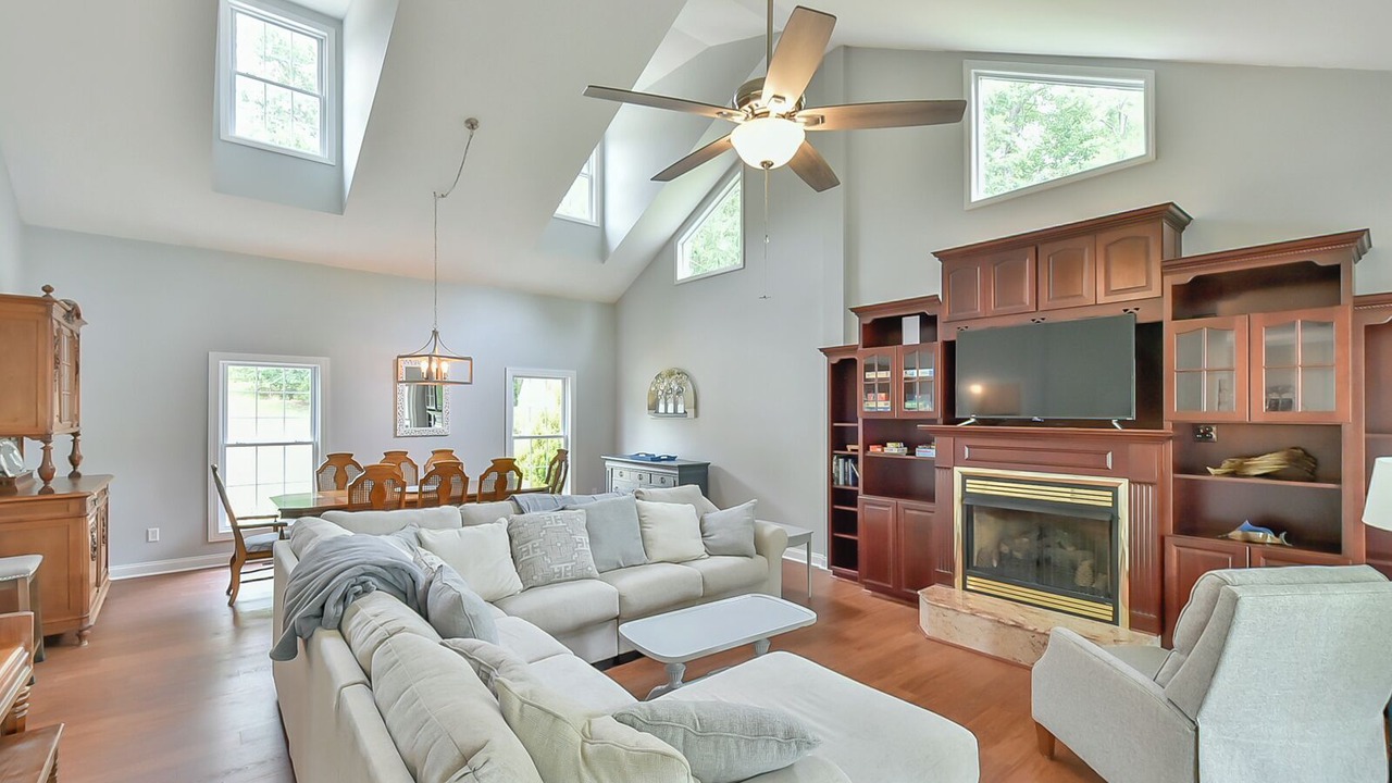 Photo of Livingroom in Semora