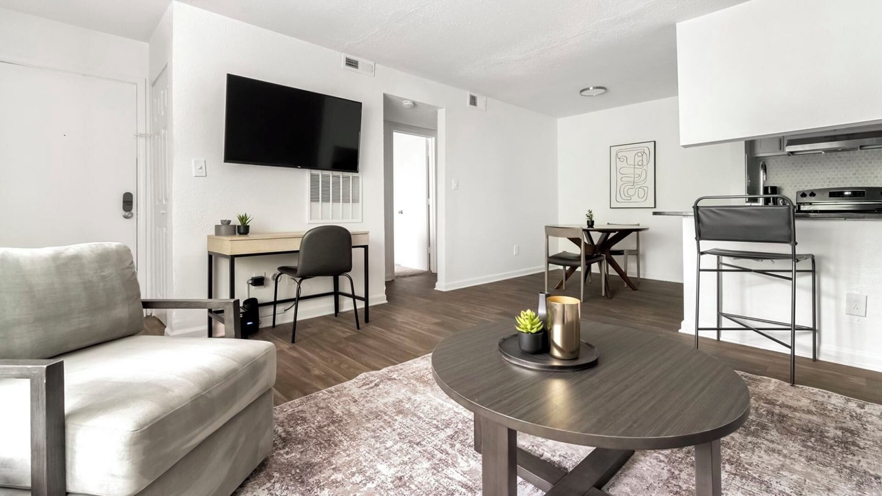 Photo of Livingroom in Winston - Salem