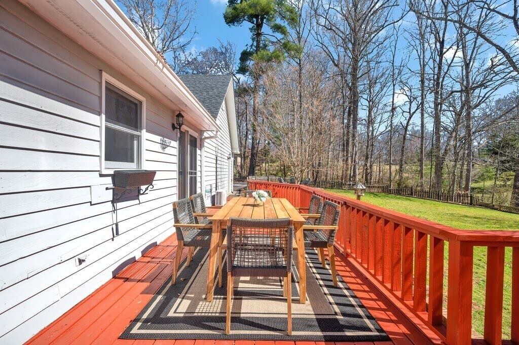 Photo of Outdoor in Candler