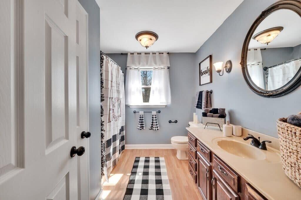 Photo of Bathroom in Candler