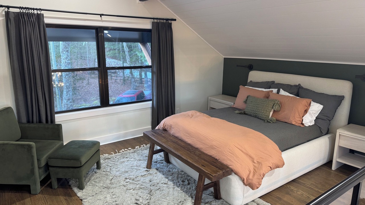 Photo of Bedroom in Zirconia
