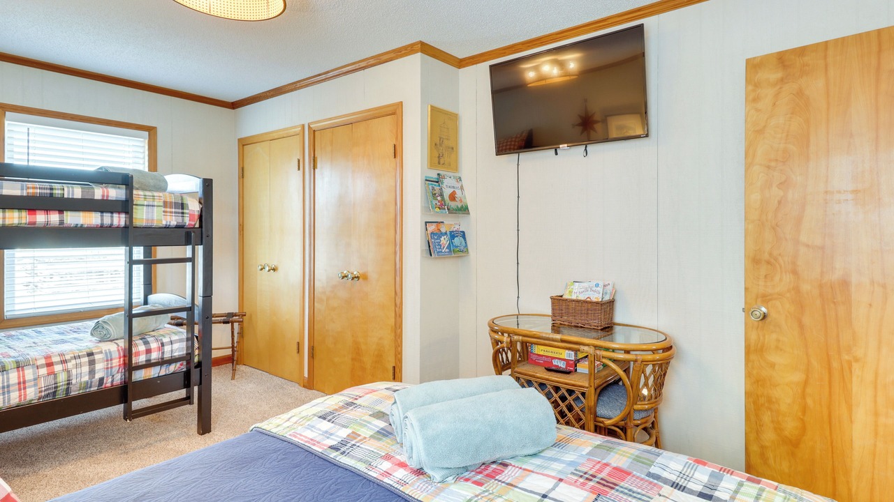 Photo of Bedroom in Sea Retreat