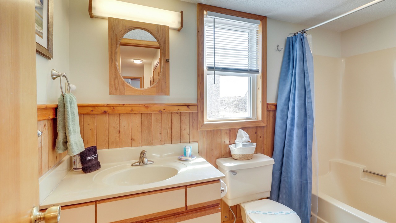 Photo of Bathroom in Sea Retreat