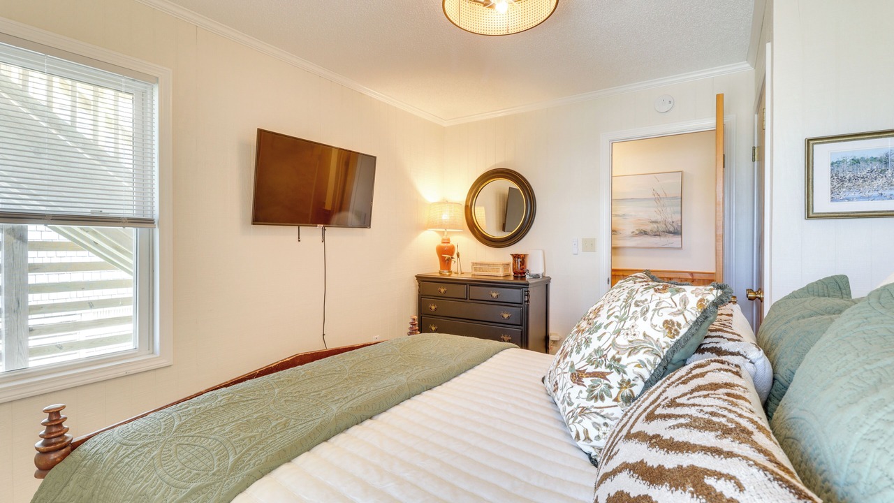 Photo of Bedroom in Sea Retreat