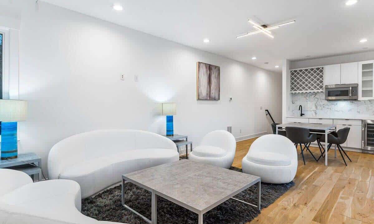 Photo of Livingroom in North Charlotte