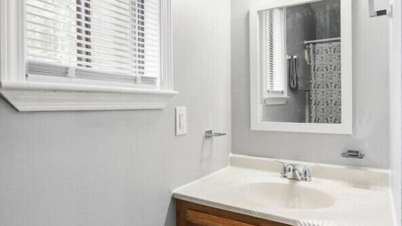 Photo of Bathroom in Hubert