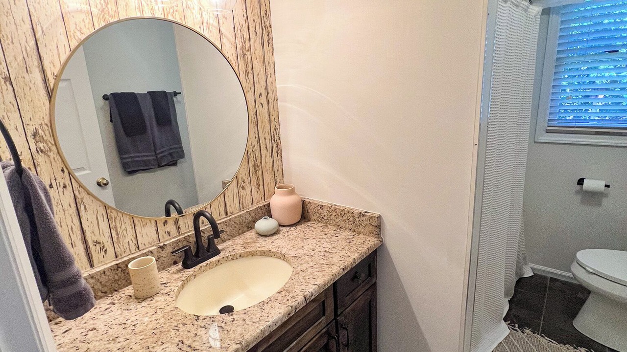 Photo of Bathroom in West Jefferson