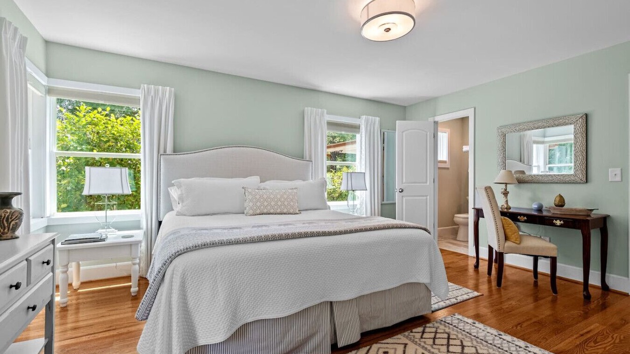 Photo of Bedroom in Old Town