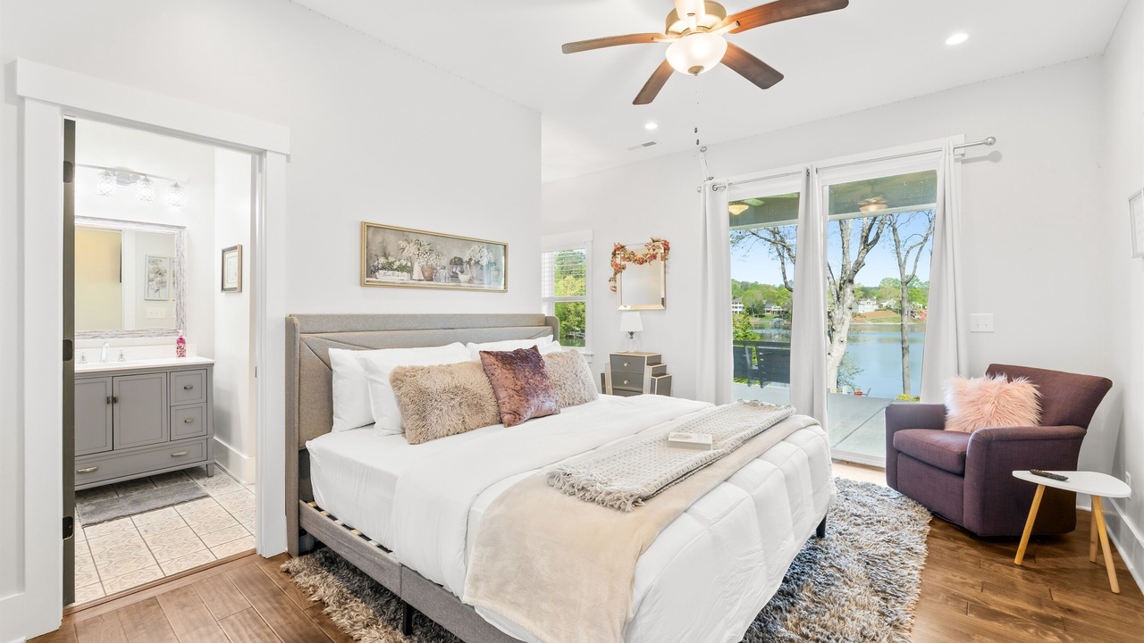 Photo of Bedroom in Sherrills Ford