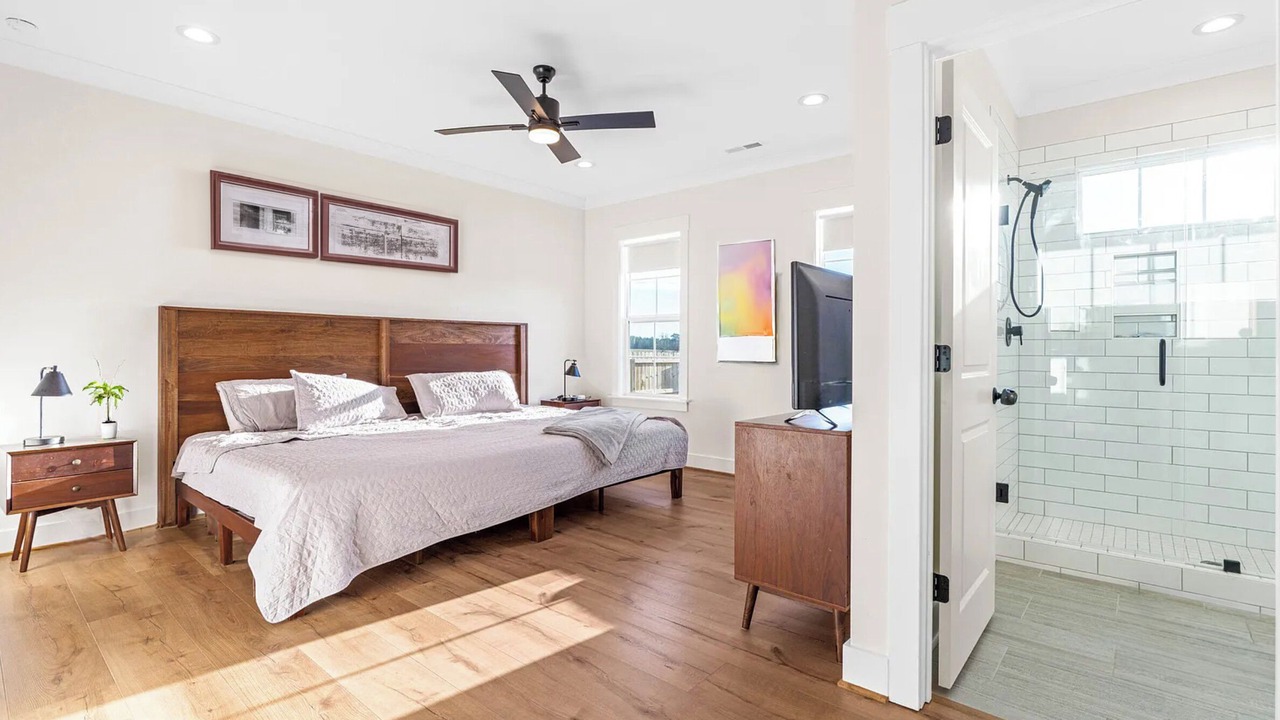 Photo of Bedroom in Clayton